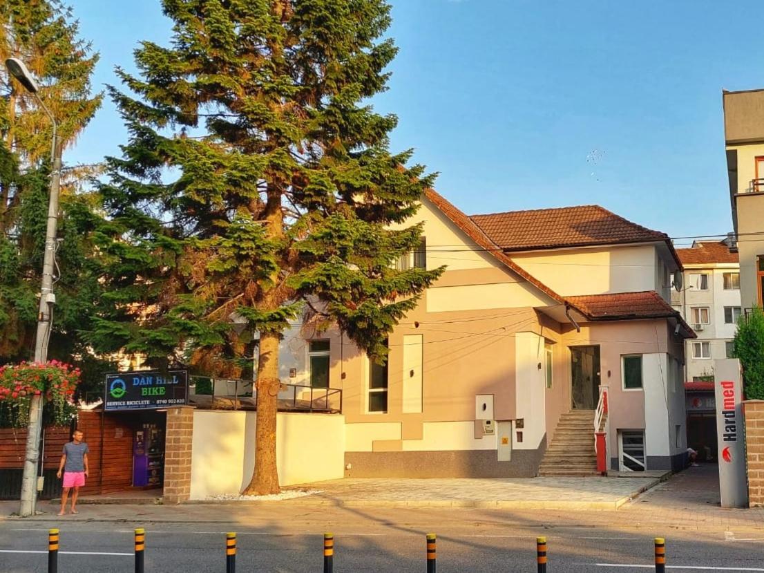 Villa Rhs Host Bistriţa Exterior foto